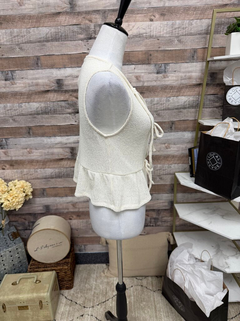 H&M Ivory Sleeveless Tie-Front Knit Top