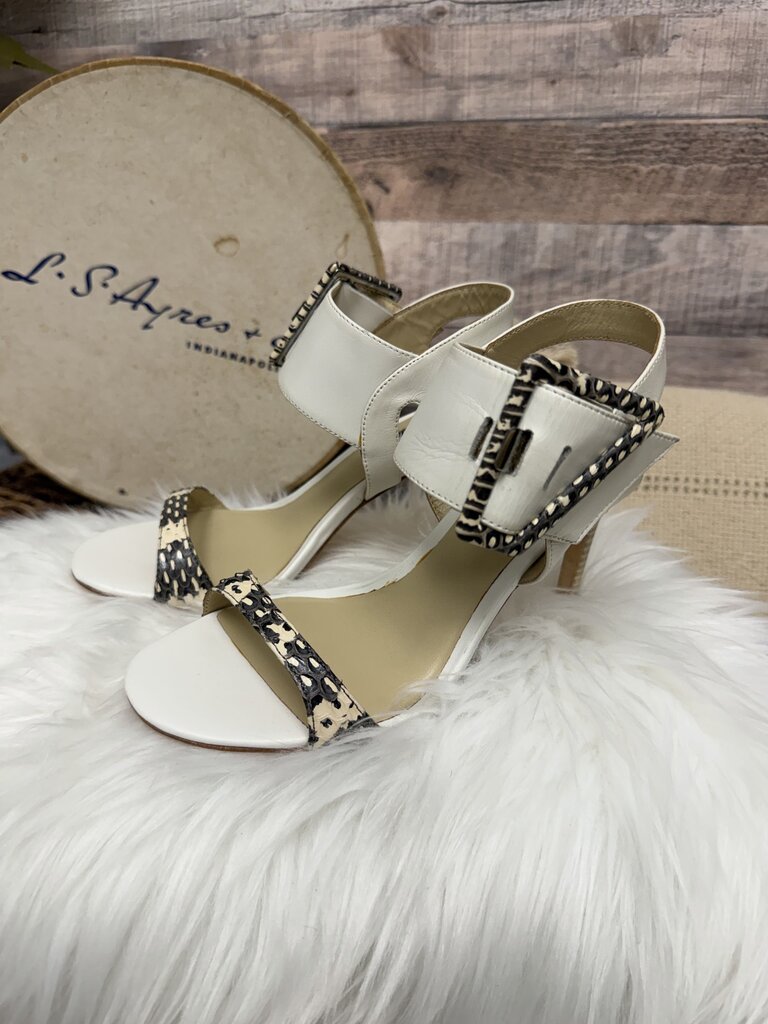 Charles David Leather Cream Snakeskin Ankle Strap