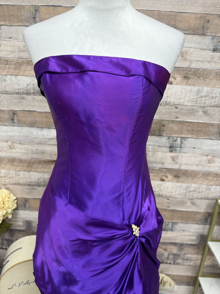 Jessica McClintock Gunn Sax Purple Satin