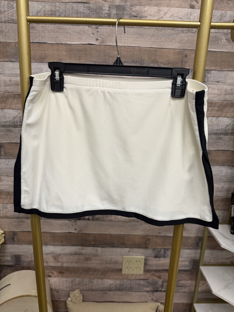 Nike White Athletic Skort w/ Black Trim