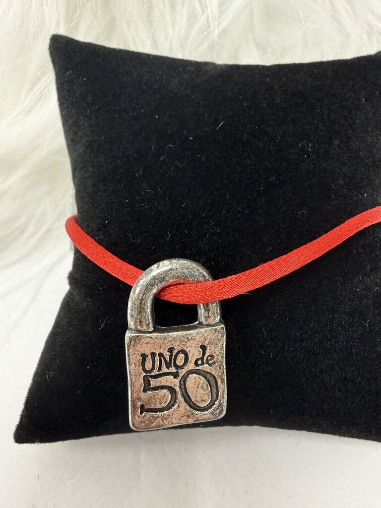 Uno de 50 Red Silk Band w/Silver Lock