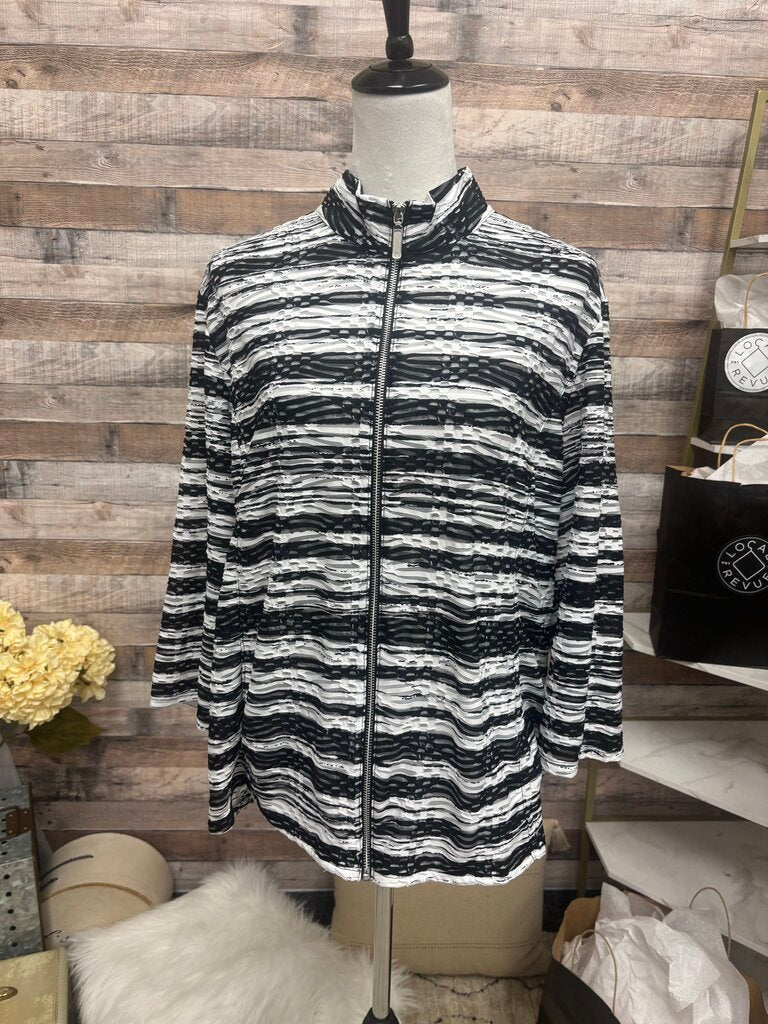 Weekends by Chico's Black & White Abstract Stripe Full Zip