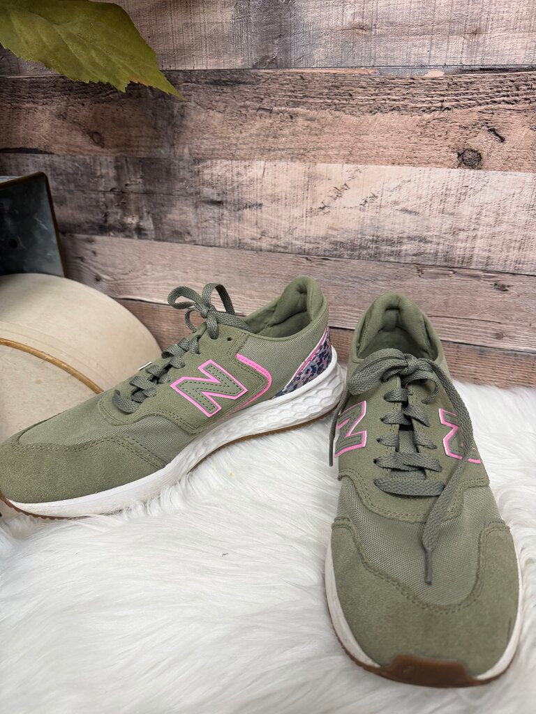 New Balance Sage & Pink X-70 Freshform Sneakers