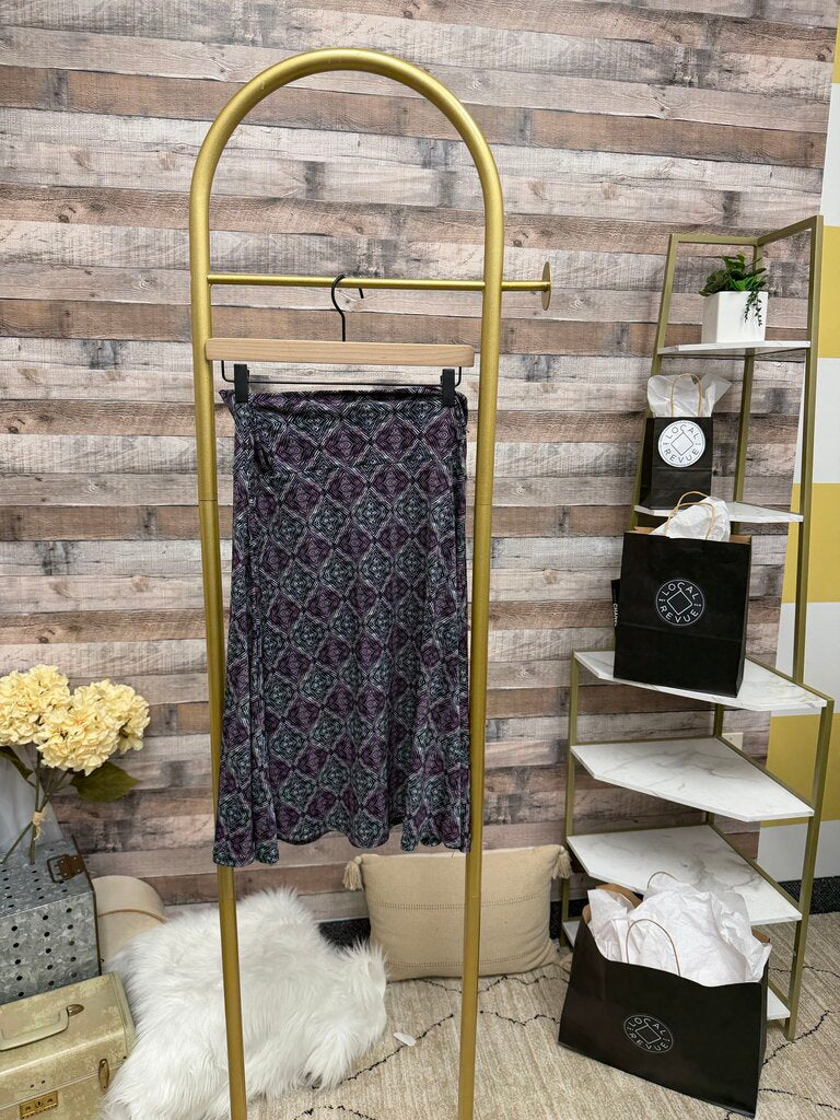 LulaRoe Black & Purple Geo Diamond Print Skirt