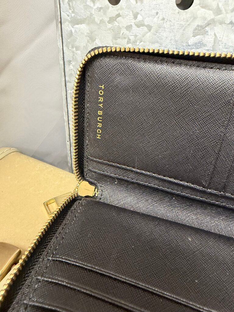 Tory Burch Black Emerson Continental Wristlet Wallet