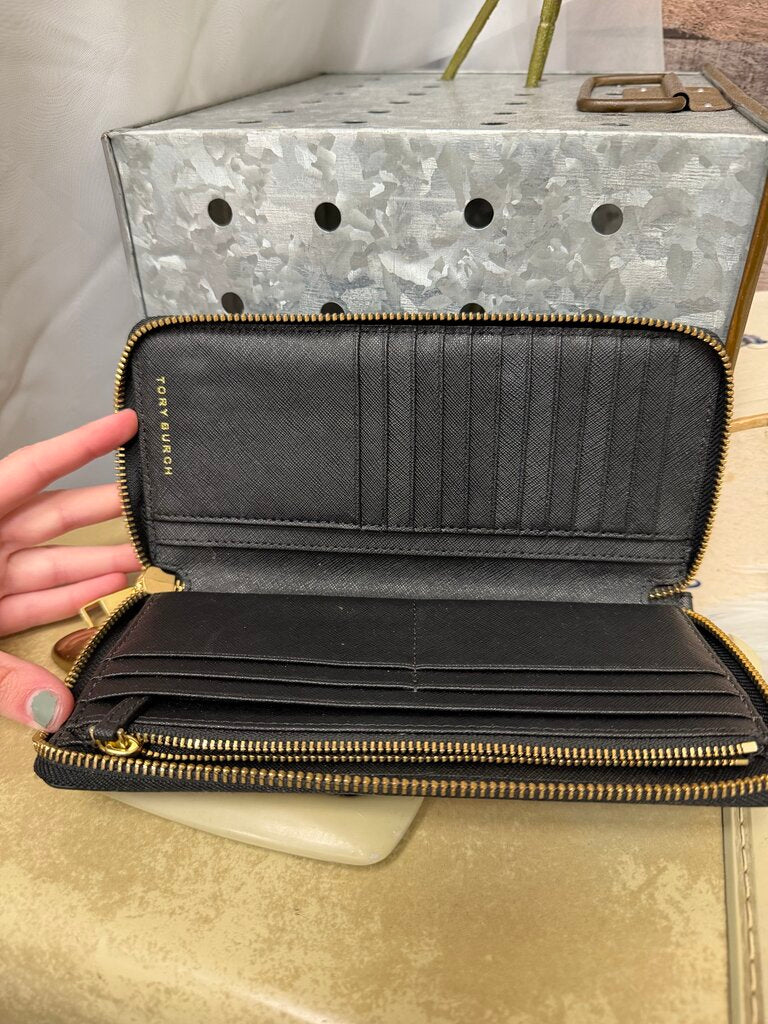 Tory Burch Black Emerson Continental Wristlet Wallet