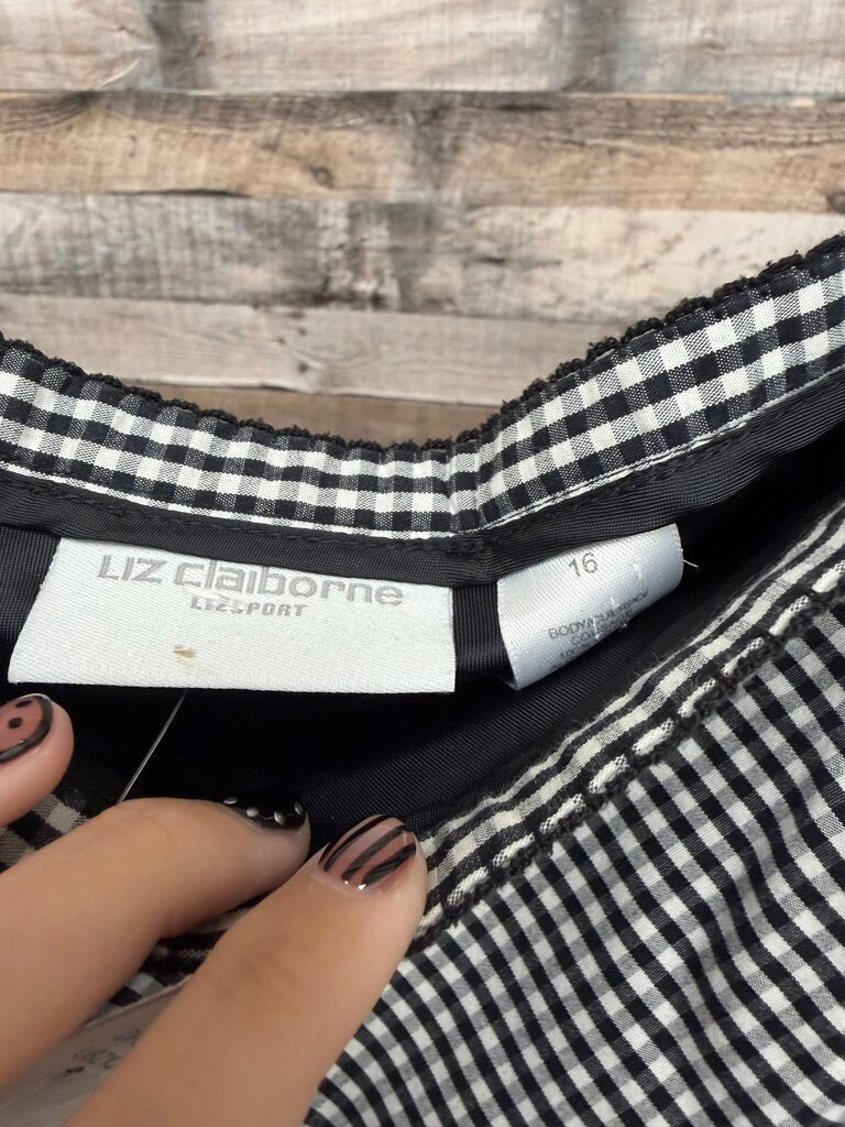 Liz Claiborne Black/White Houndstooth Skirt