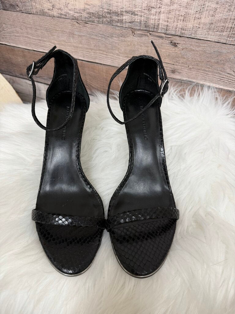 Banana Republic Leather Ankle Strap Sandals