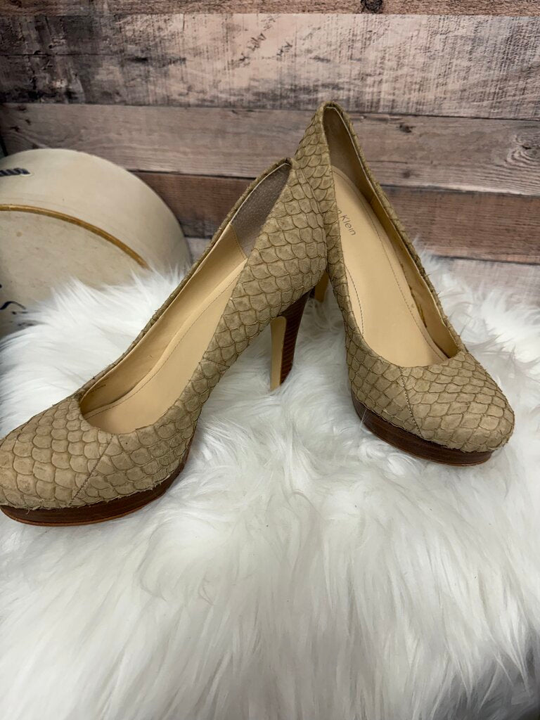 Calvin Klein Tan Textured Platform Pumps