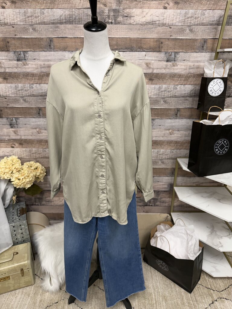 Cream Fate Brand Collard Button Down Shirt