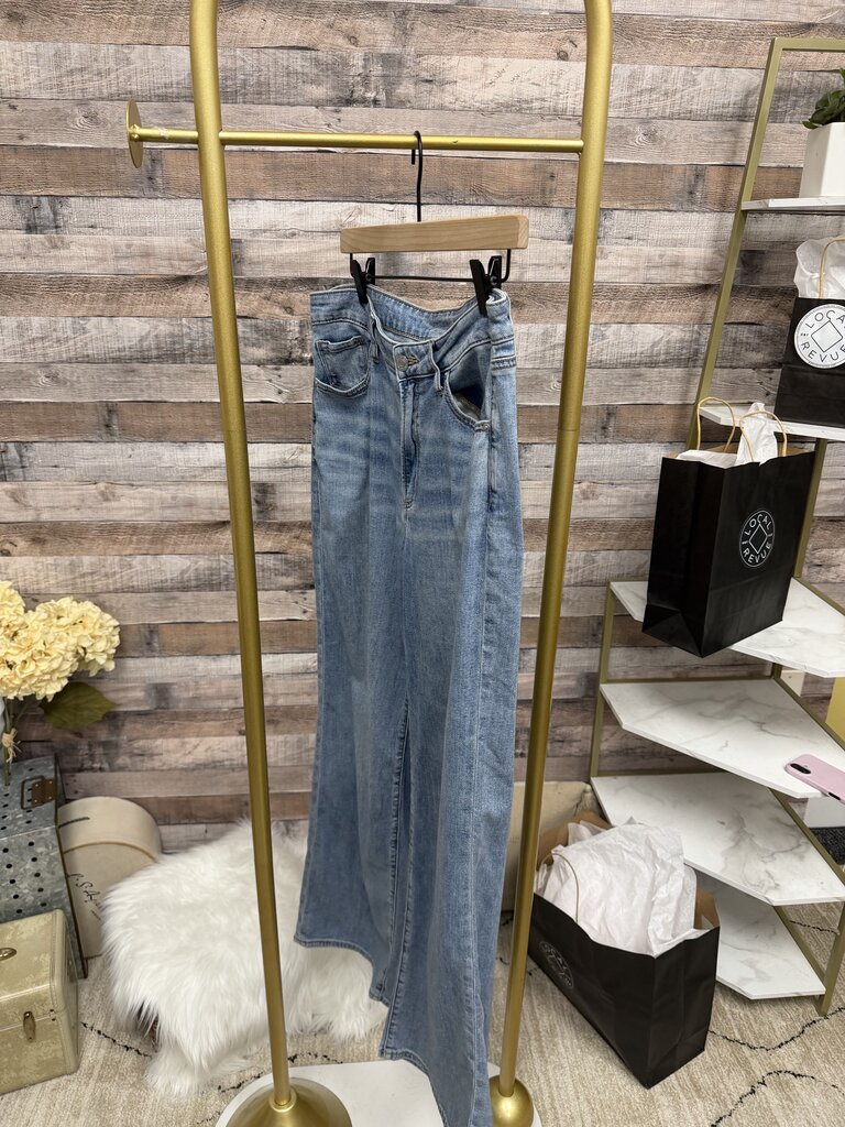 Blue Chico's Straight Leg Light Wash Jeans