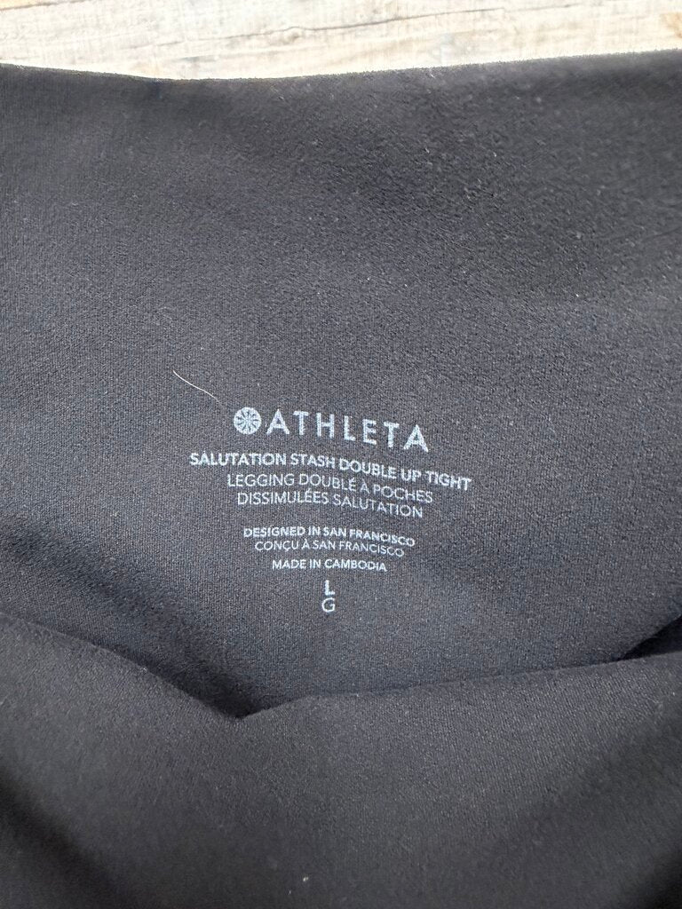 White And Black Athleta Salutation Stash High-Rise Double Up Legging