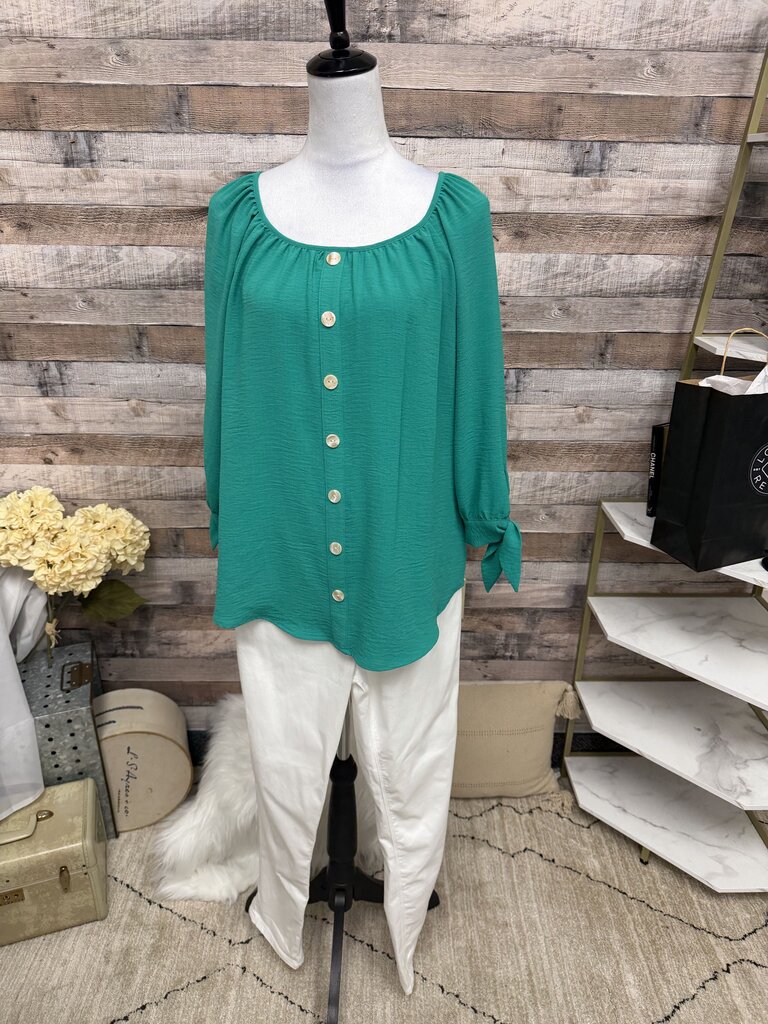 I.N Studio Green Button-Front Blouse With Ruffle Collar