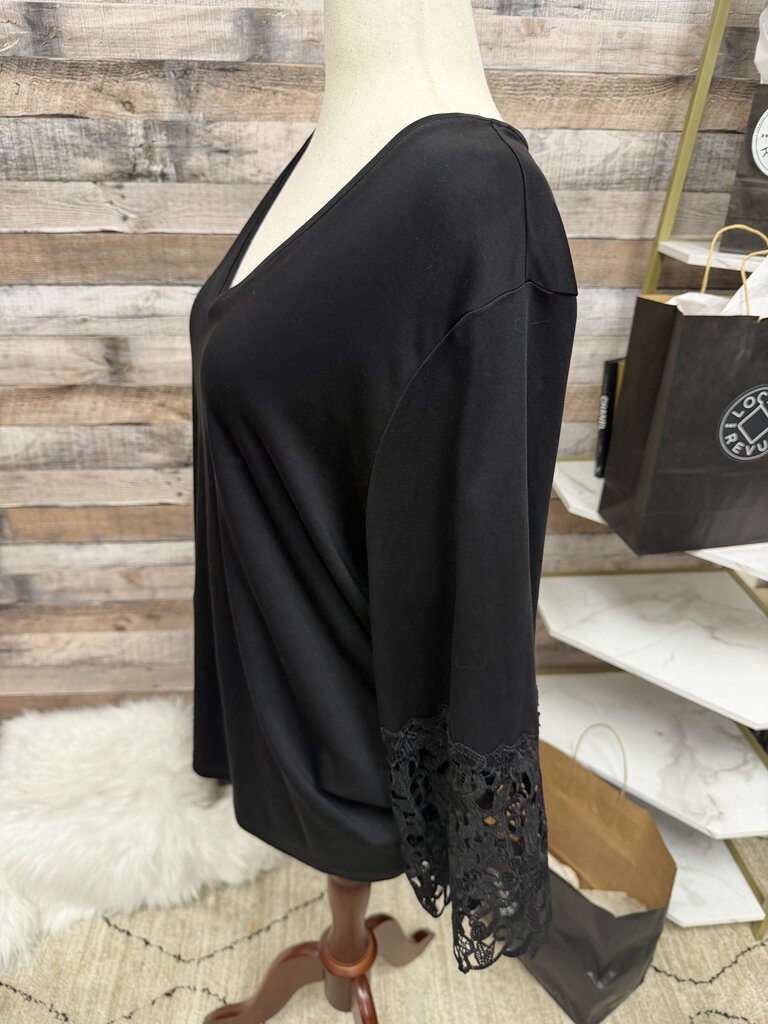 Chico's Black V-Neck Tunic Top With Lace Cuff Sleeves