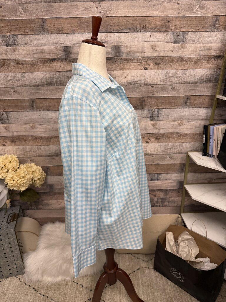 Lands' End Blue & White Gingham Button Down