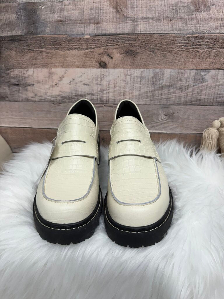 Sorel White Leather Slip-On Loafer