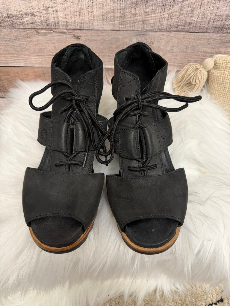 Sorel Black Leather Gladiator Wedge Sandals