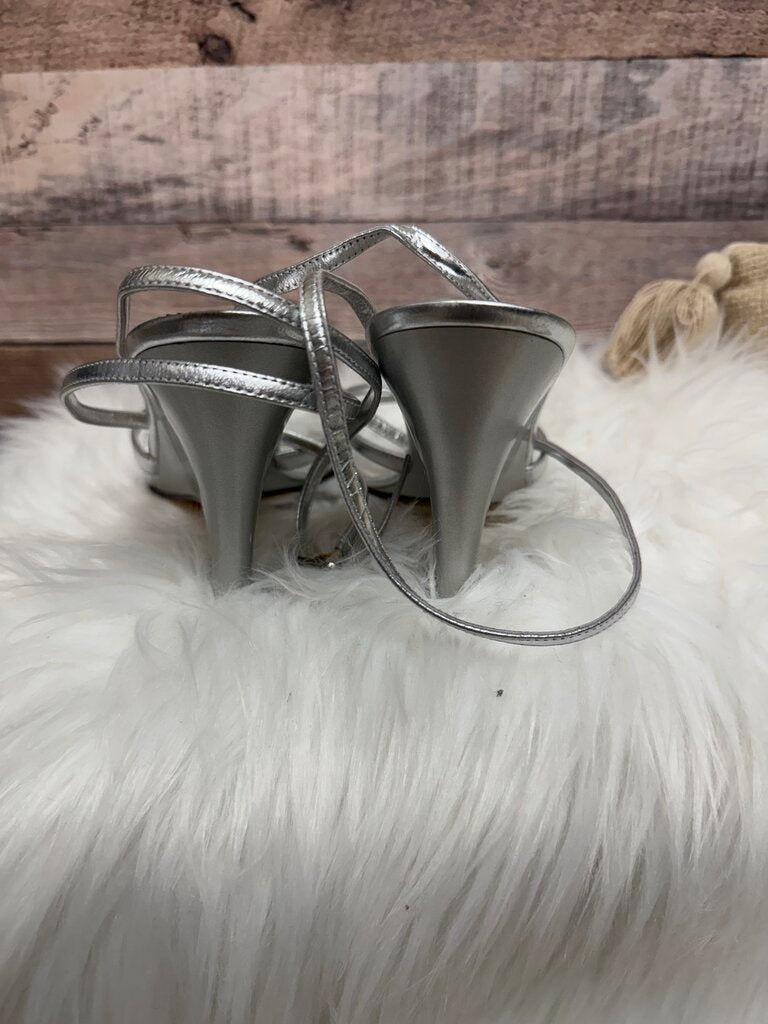 Nina New York Silver Metallic Leather Strappy Sandals