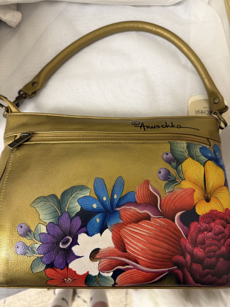 NWT Anuschka Gold Metallic w/Mulit Color Floral Shoulder