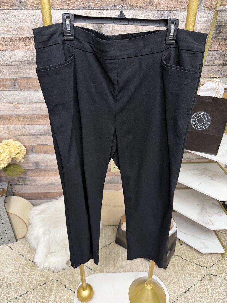 Chico's Black Knit Capri Pants 18