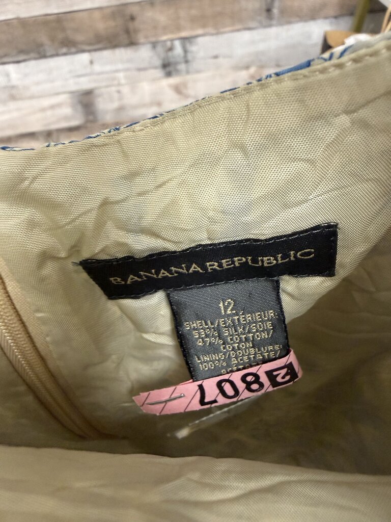 Banana Republic Paisley Print Pencil Skirt