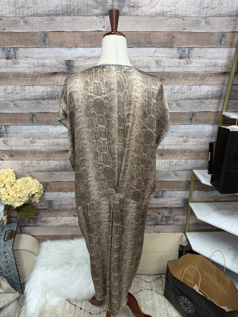 Aqcclothing Snakeskin Print T-Shirt Dress