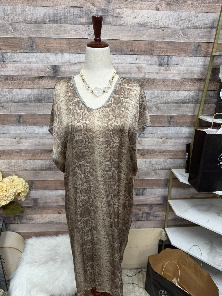 Aqcclothing Snakeskin Print T-Shirt Dress