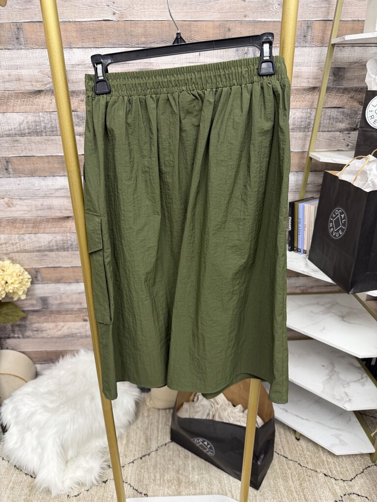 Anthropologie Green Parachute Cargo Skirt