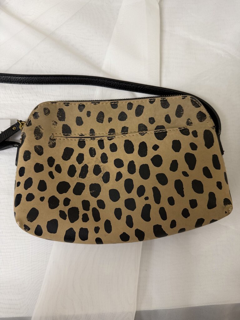 Universal Goods Co. Cheetah Print Crossbody Faux Leather Bag
