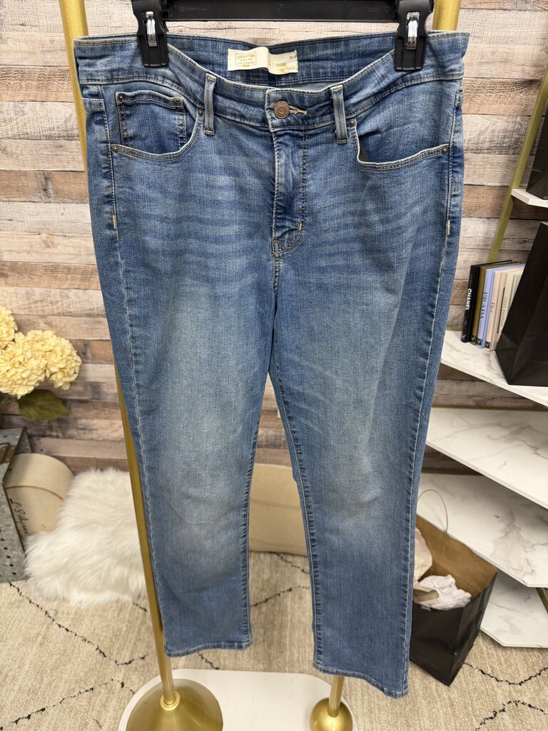 Levi's Signature Straight Leg Light Wash Jeans High Rise Light Wash Signature Fit