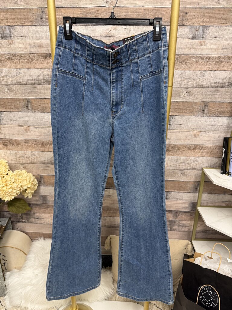 NWT No Boundaries Light Wash High Rise Jeans