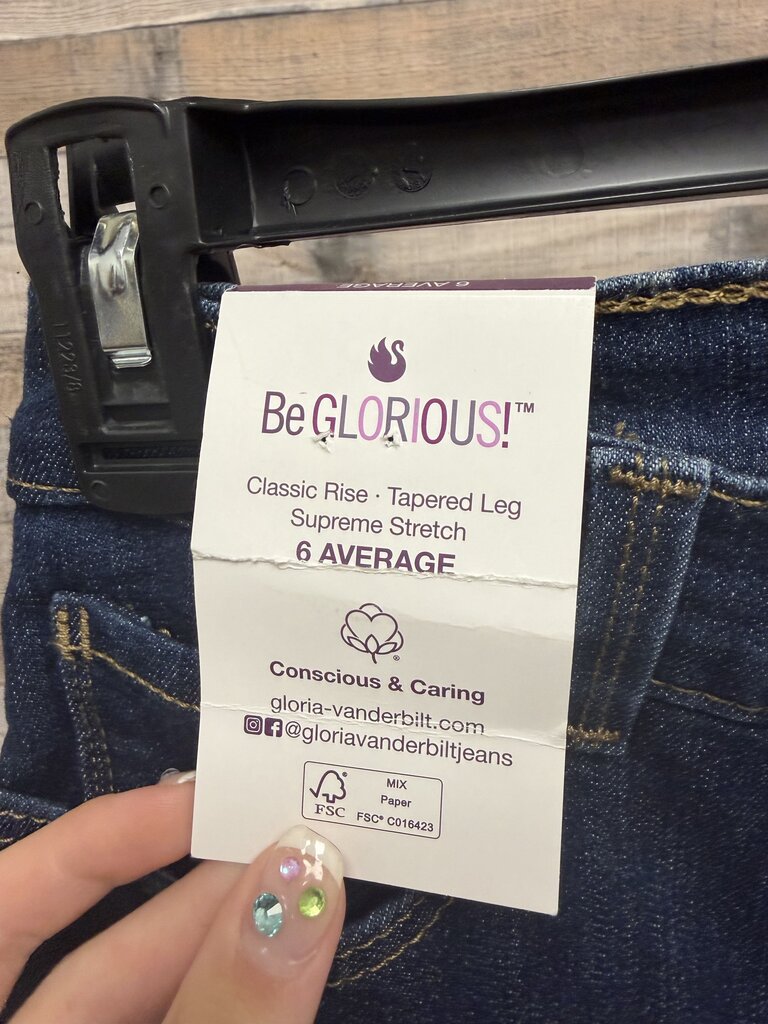 NWT Gloria Vanderbilt Dark Wash Denim Jeans