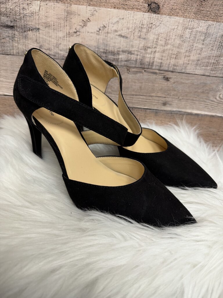 Liz Claiborne Black Pointed Toe Ankle Heels