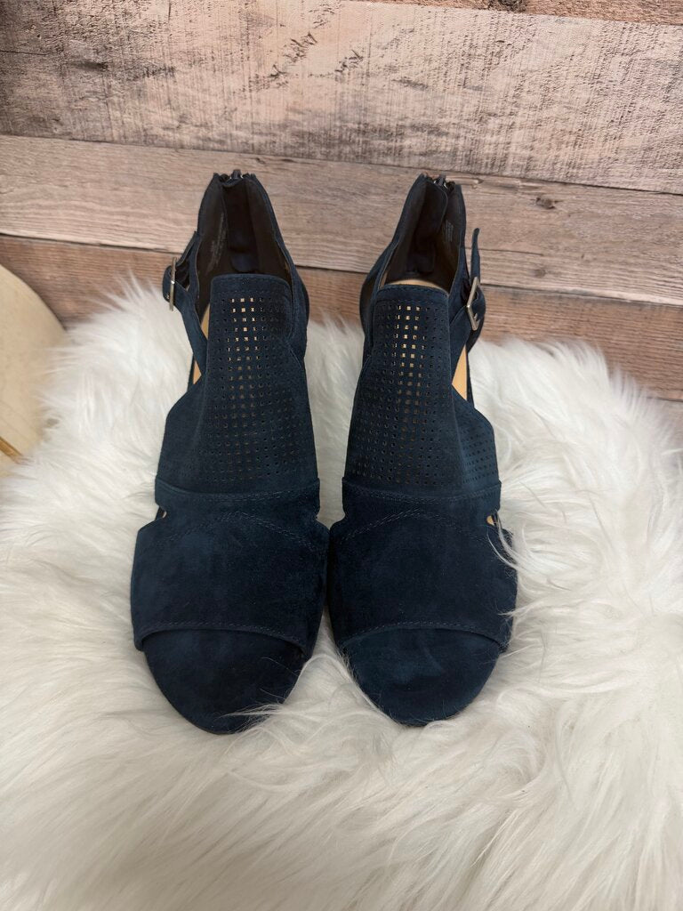 Bella Vita Blue Suede Black Heel Peep Toe Sandal