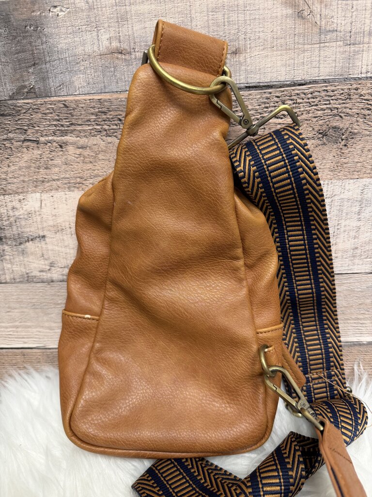 Urban Originals Anthropologie Brown Leather Crossbody Sling Bag