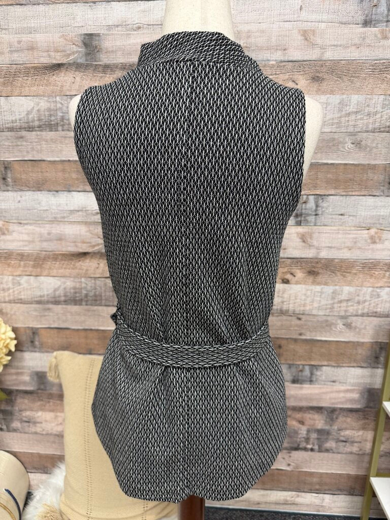 Ann Taylor black/white sleeveless wrap top