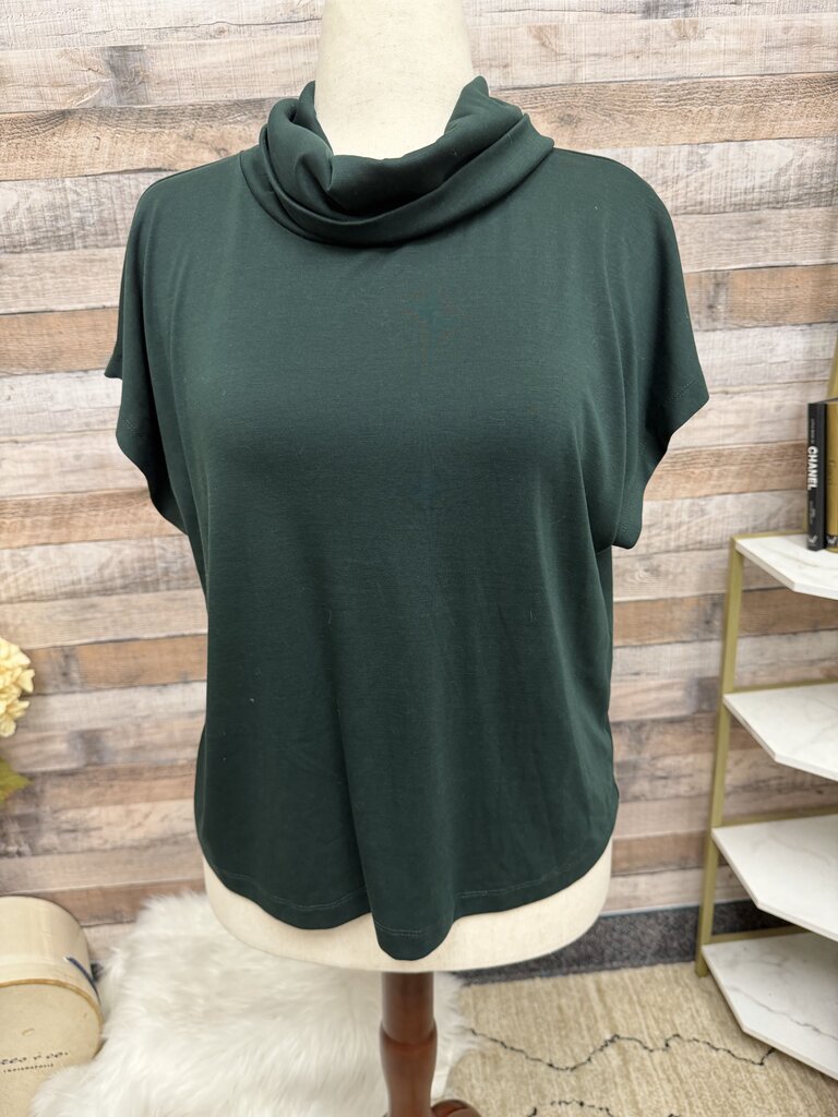 Evereve green short sleeve cowl neck top