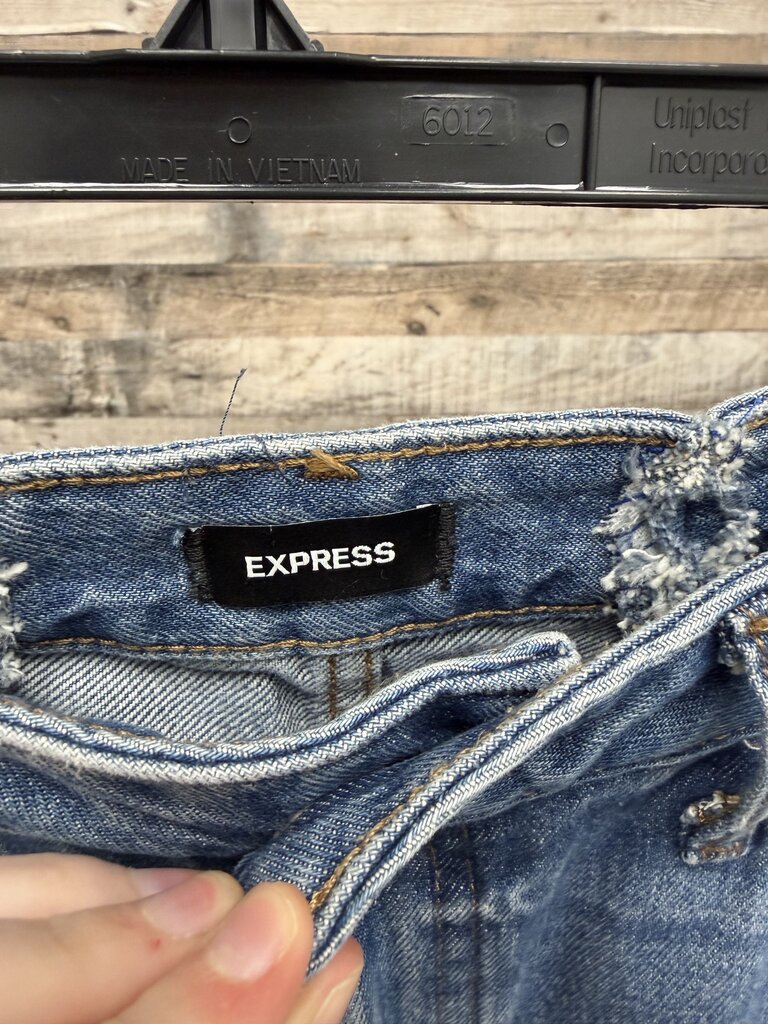 Express high rise straight leg with distressed details and raw hem
