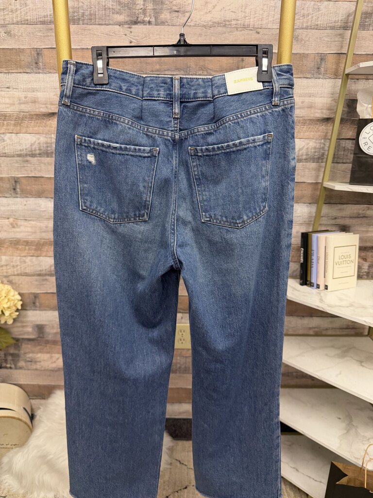 Express high rise straight leg with distressed details and raw hem