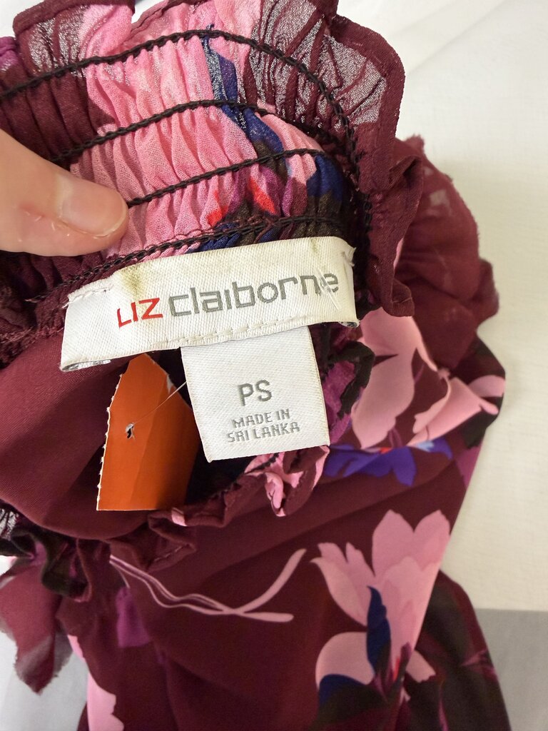 Liz Claiborne floral ruffle sleeve top