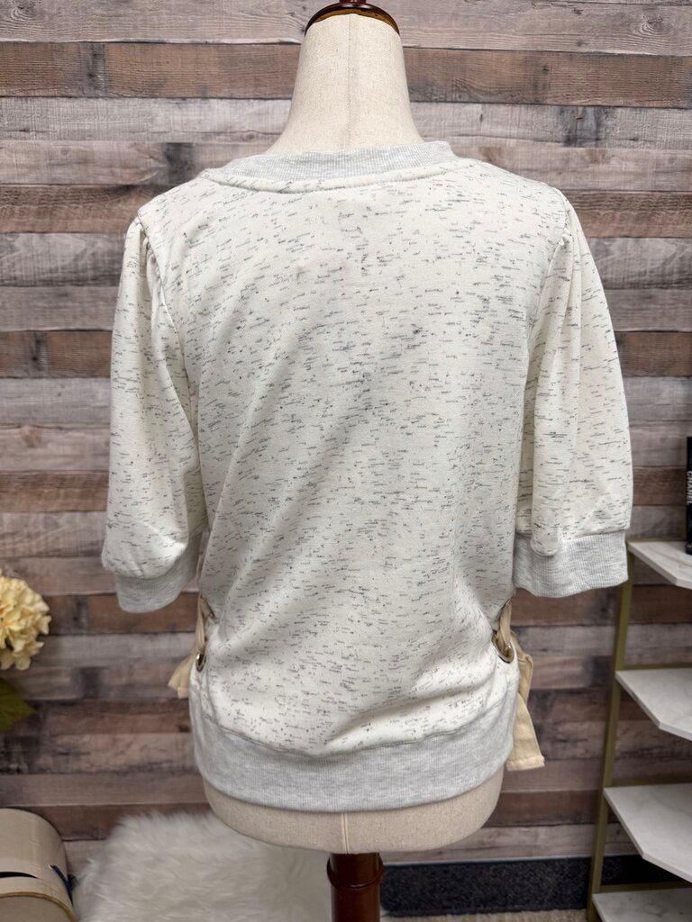 Nicole Miller gray short sleeve sweatshirt with side button detail