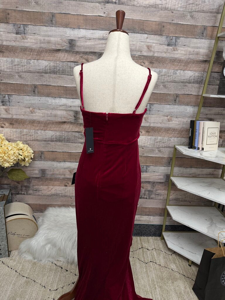 Lulu's wine velvet evening dress NWT