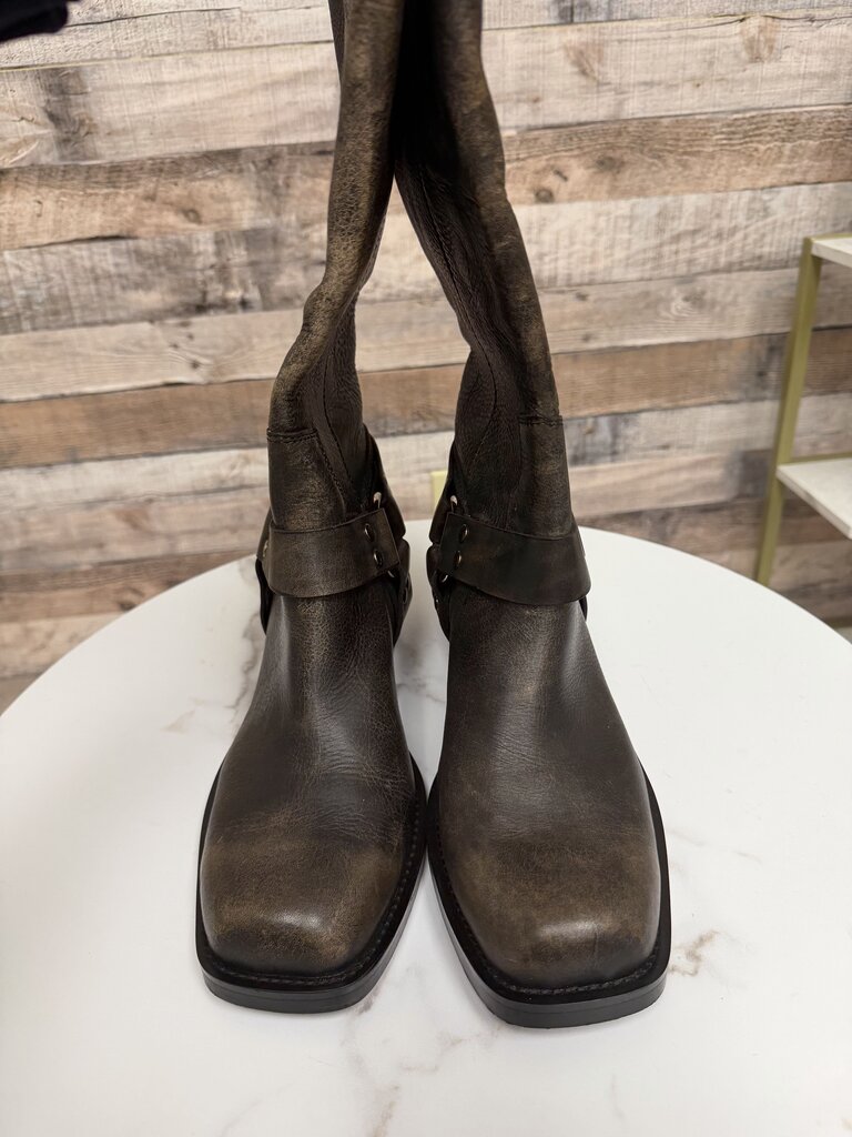 Silent D brown/black distressed moto boot