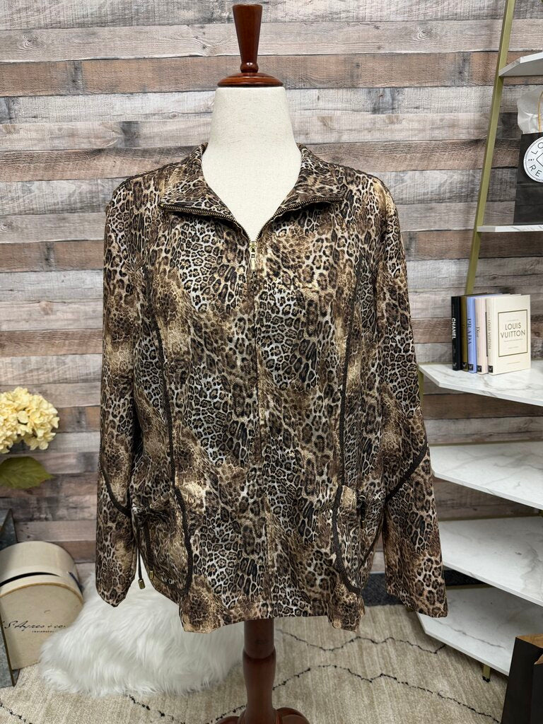 Zenergy by Chicos animal print gold zip up