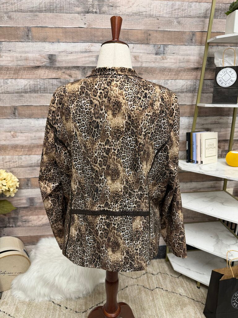 Zenergy by Chicos animal print gold zip up