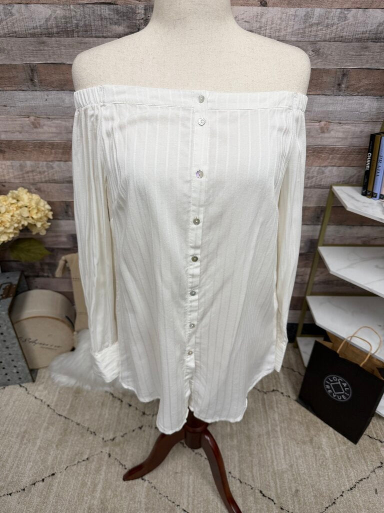 No label white off the shoulder button down blouse