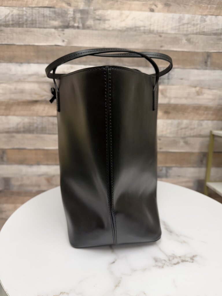 Kate Spade black Sawyer Street with bow detail