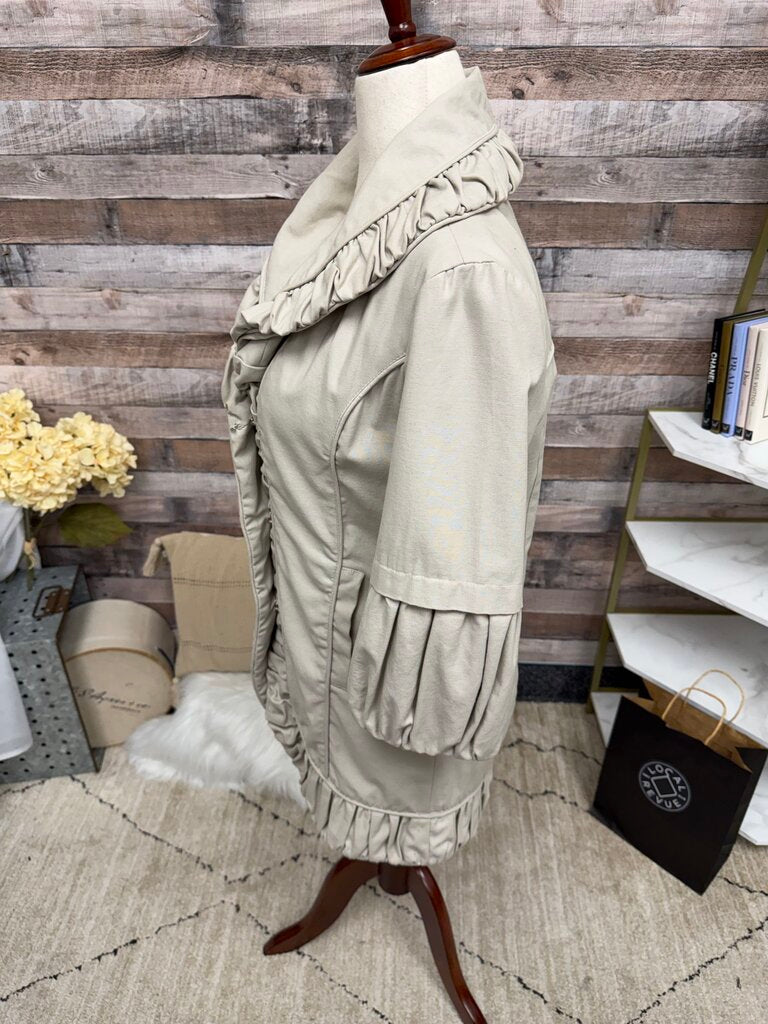 Luii beige ruffle 3/4 length sleeve bottom up jacket