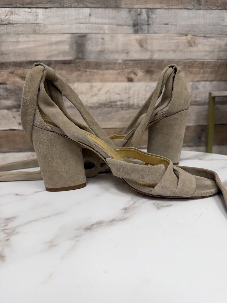 Splendid taupe suede block heel strappy sandal