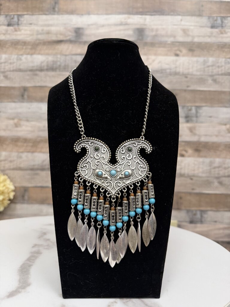 Metal W/ Turquoise Colore Stones and Feather Pendant Bohemian Style no label Silver OS women ACCESSORIES